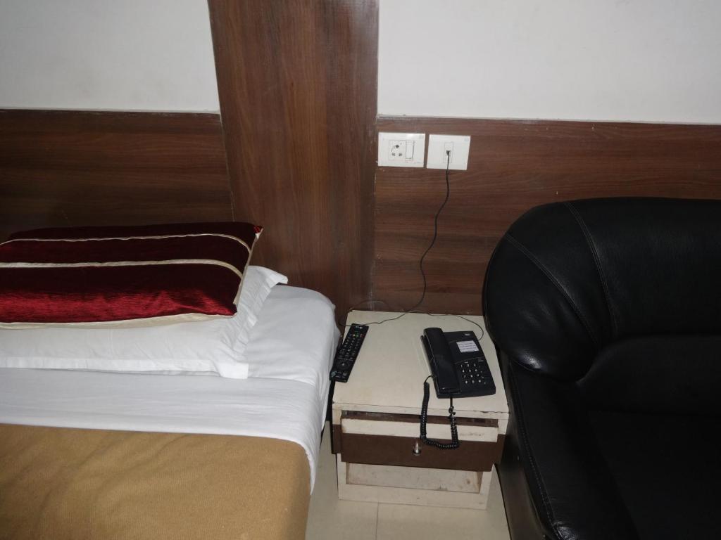 Hotel Miland Palace Bhubaneswar Exterior photo