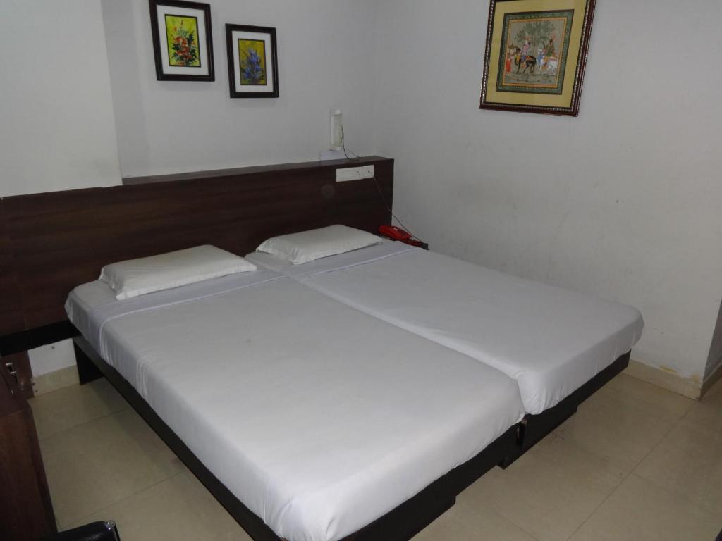 Hotel Miland Palace Bhubaneswar Room photo